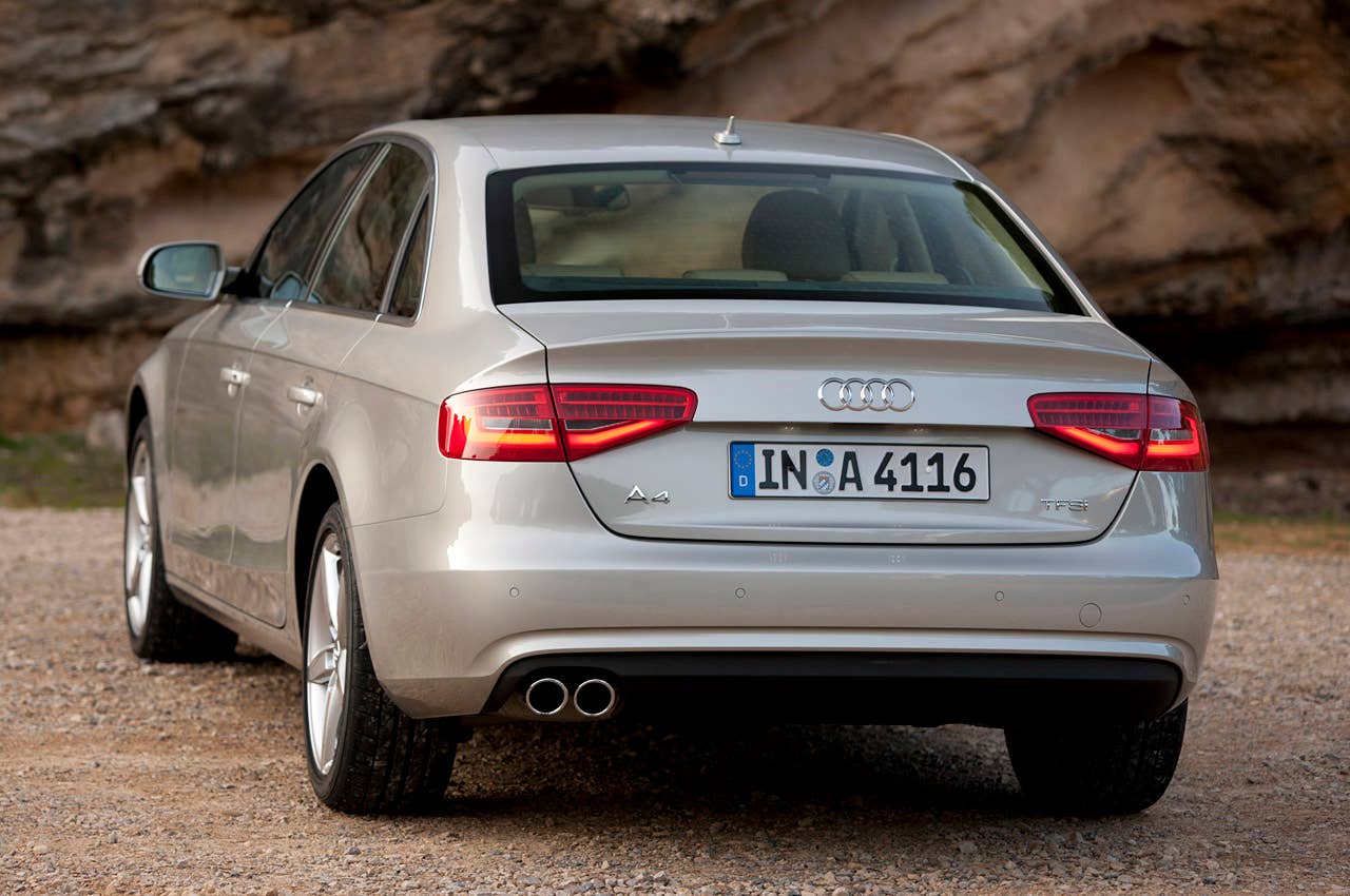 2013 Audi A4 rear 3/4 view