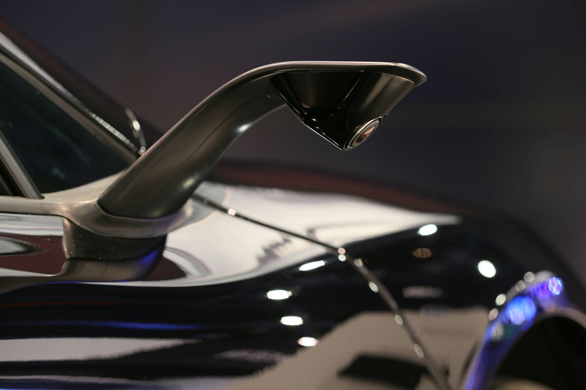McLaren 675LT JVCKenwood Concept mirror camera