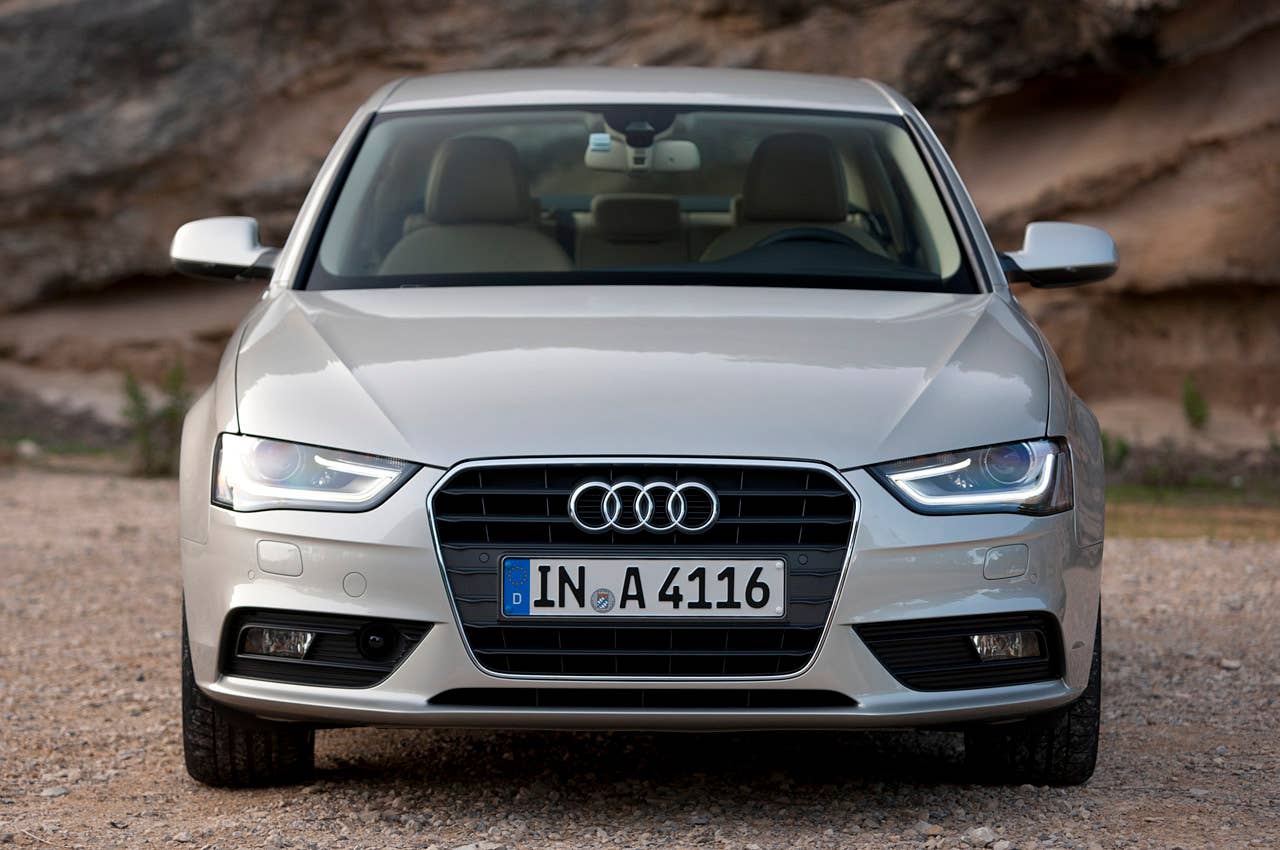 2013 Audi A4 front view