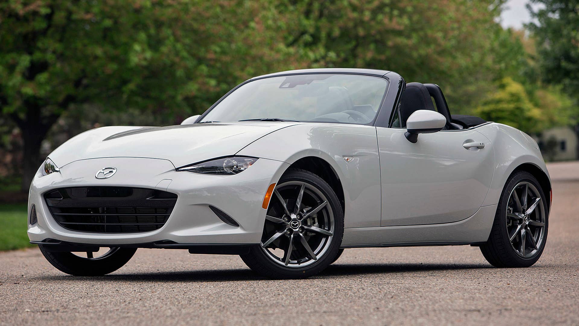 Mazda MX-5 Miata Front Exterior