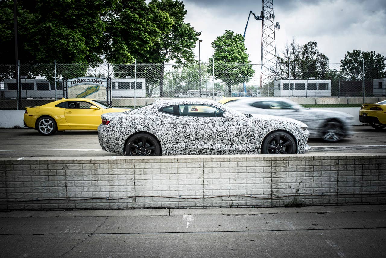 2016 chevy camaro pit road view
