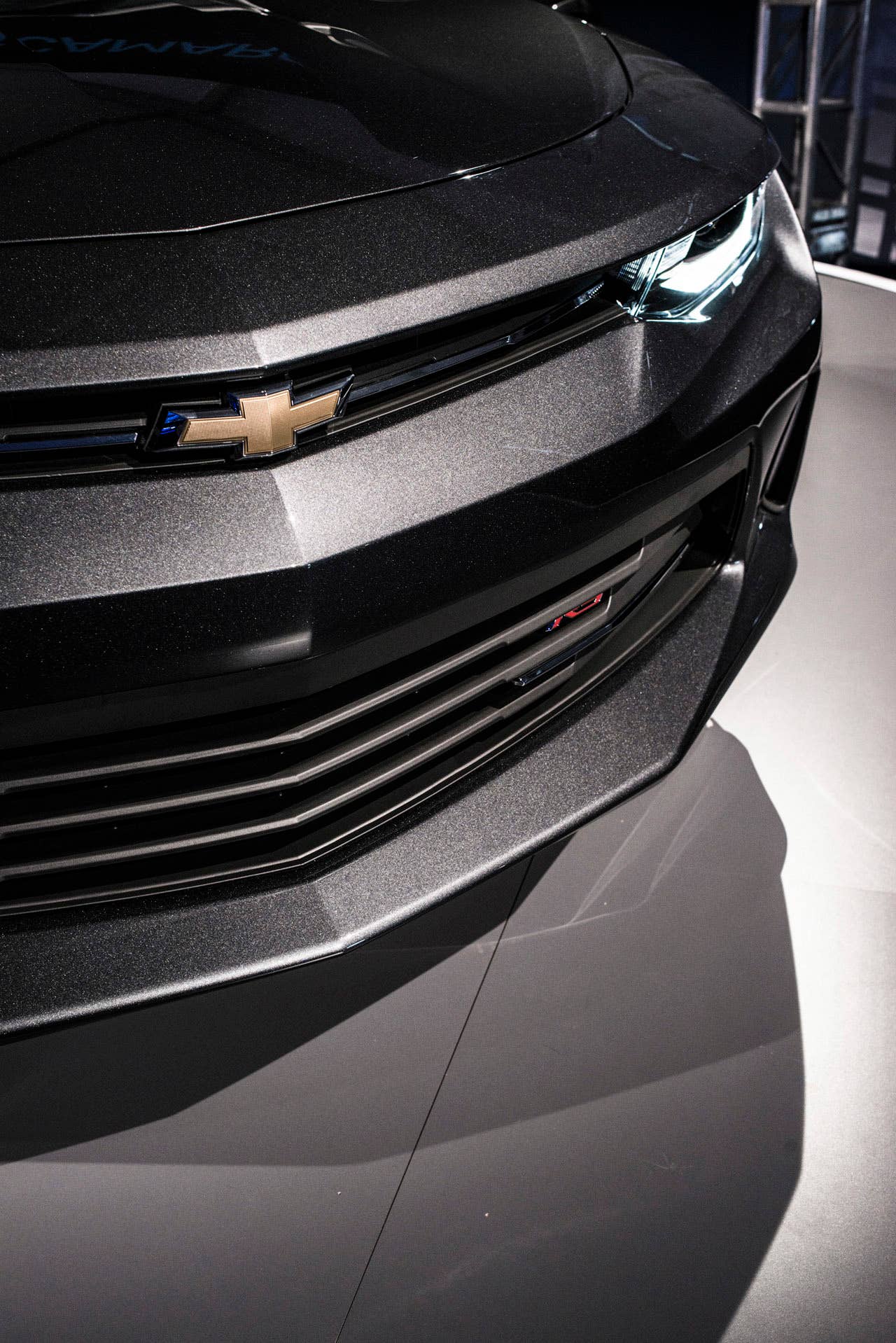 2016 chevy camaro gray headlights