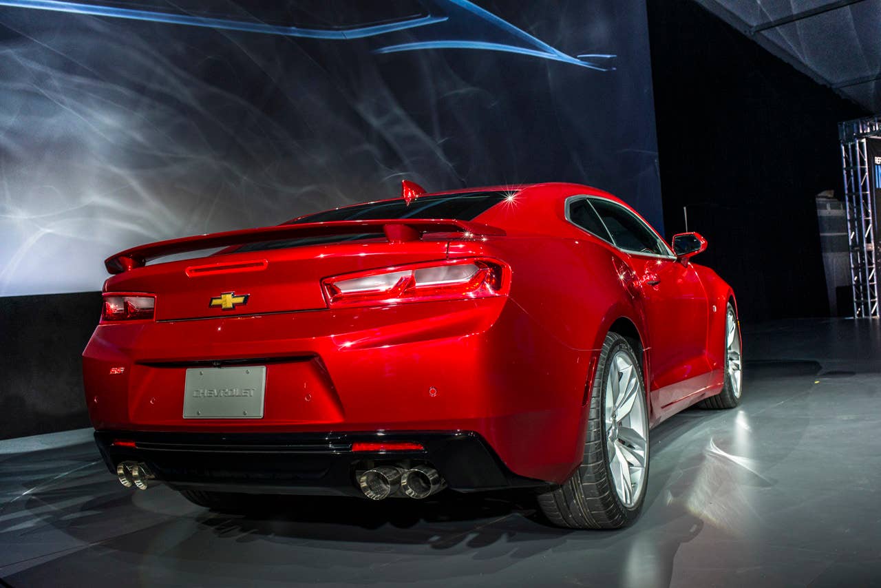 2016 chevy camaro taillights redesign