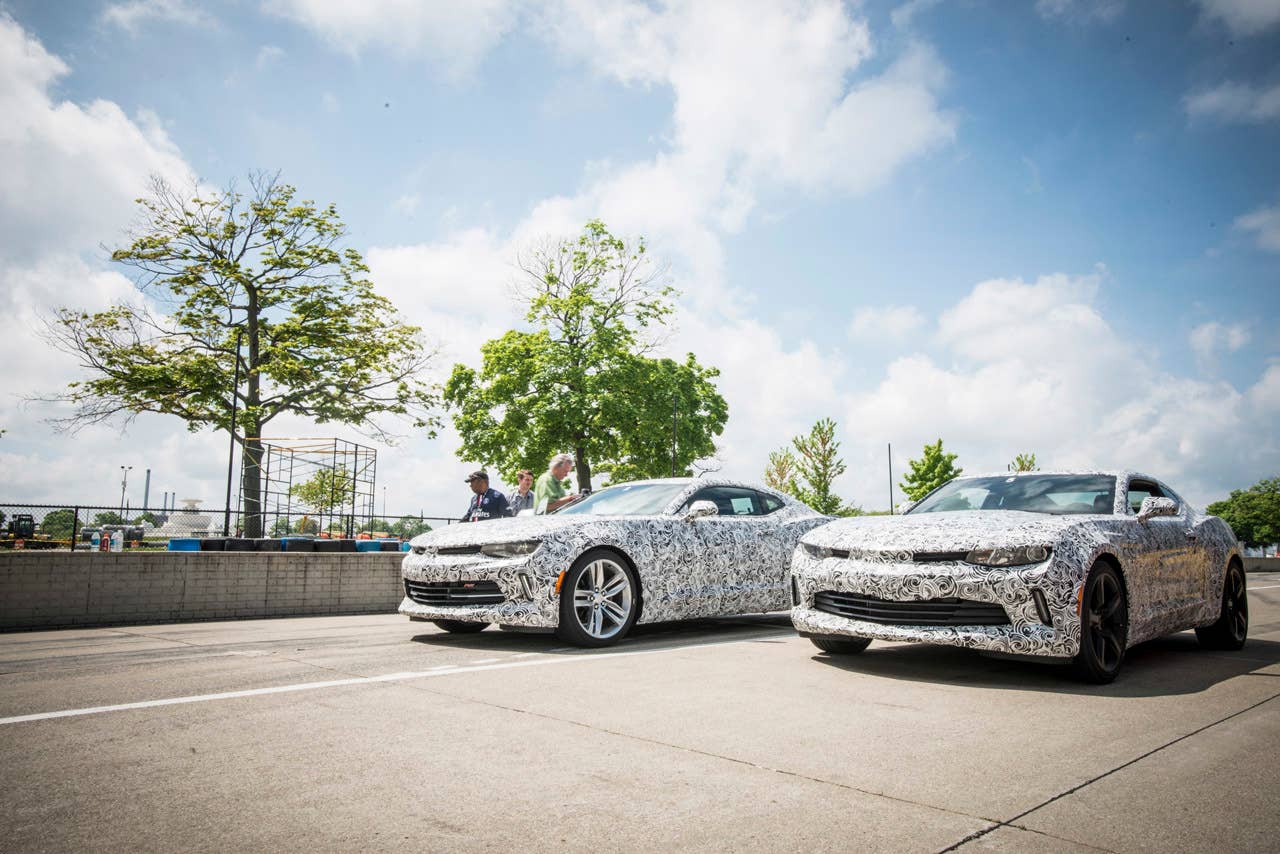 2016 chevy camaro race track