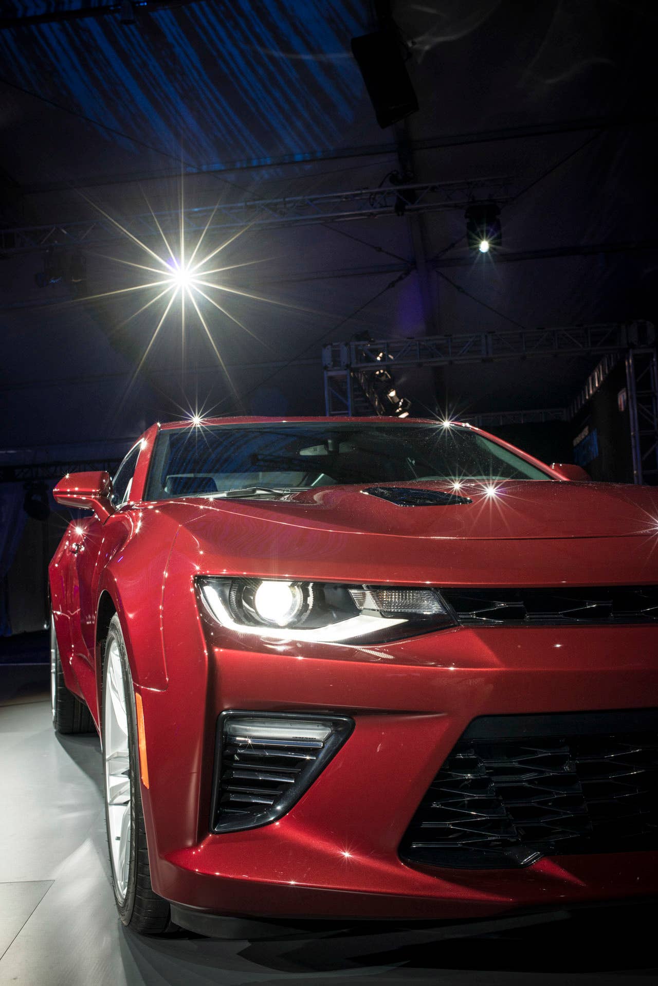 2016 chevy camaro front side