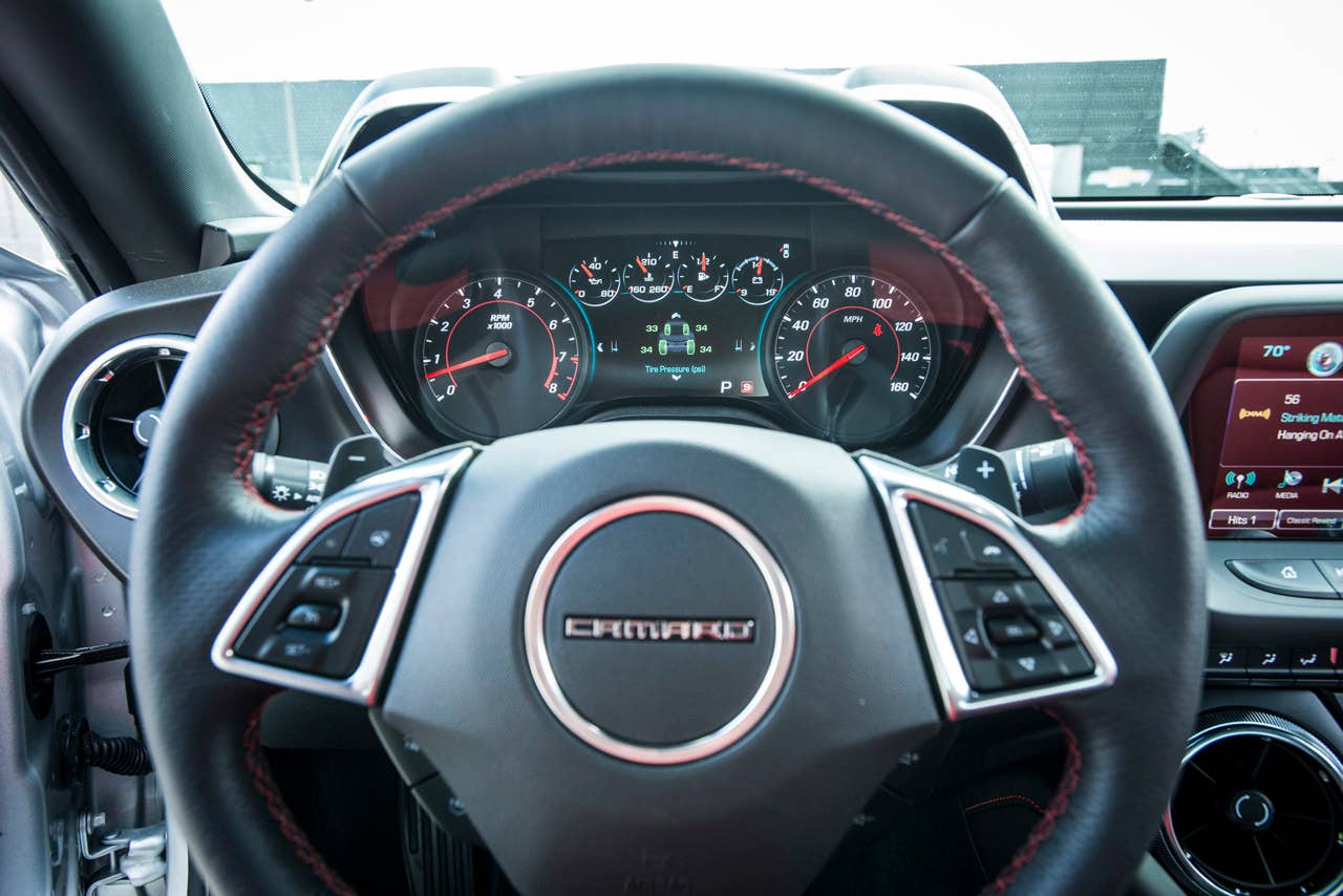 2016 chevy camaro steering wheel