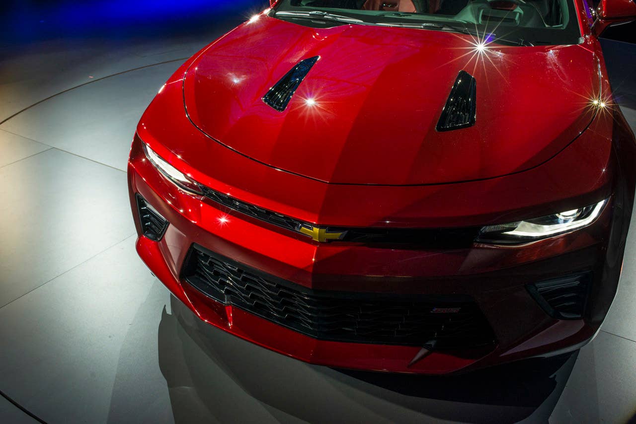 2016 chevy camaro red new hood