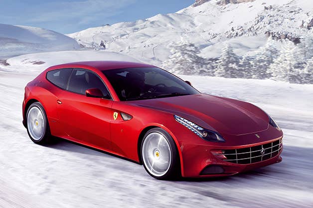 2015 Ferrari FF playing in the snow