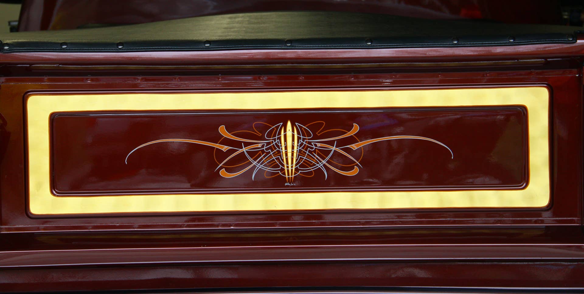 Pinstriped Tailgate