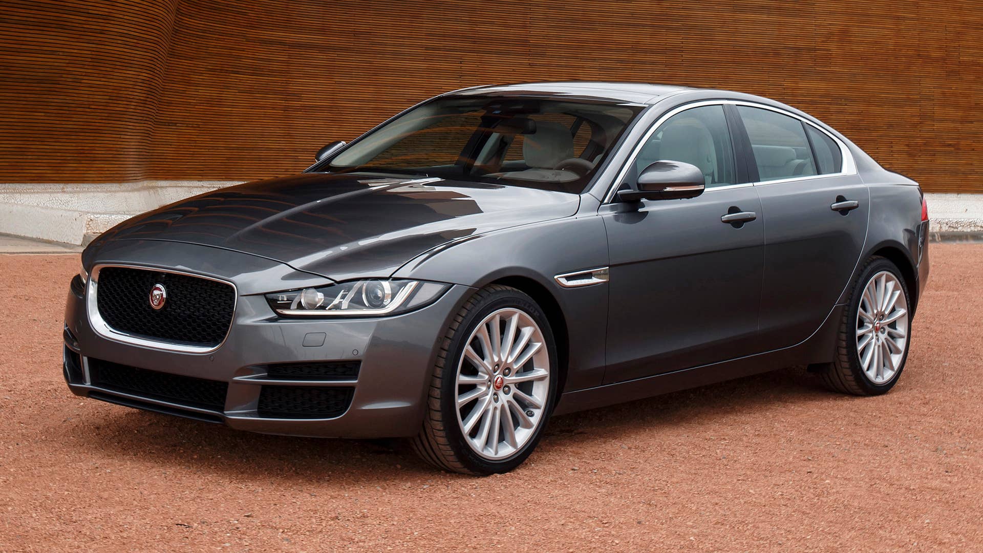 2017 Jaguar XE
