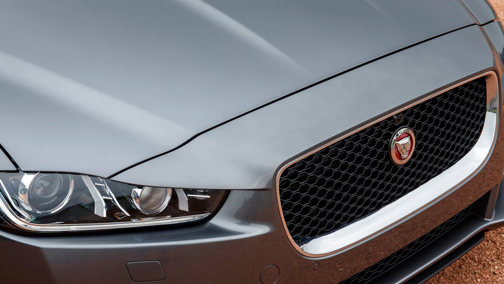 2017 Jaguar XE