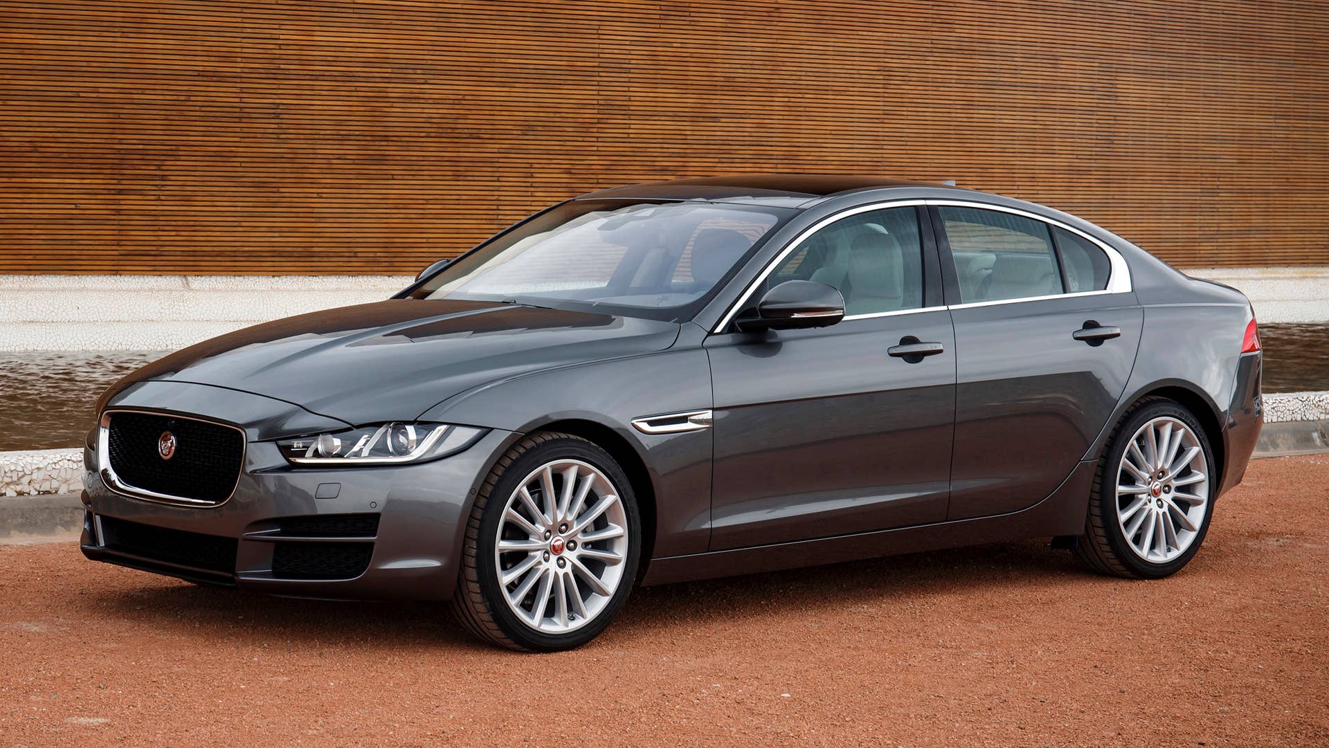 2017 Jaguar XE