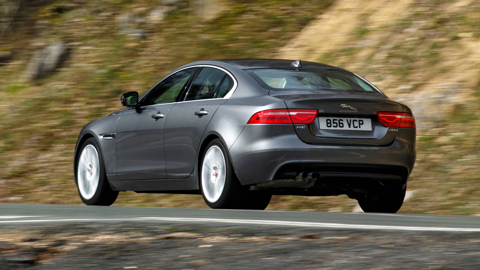 2017 Jaguar XE