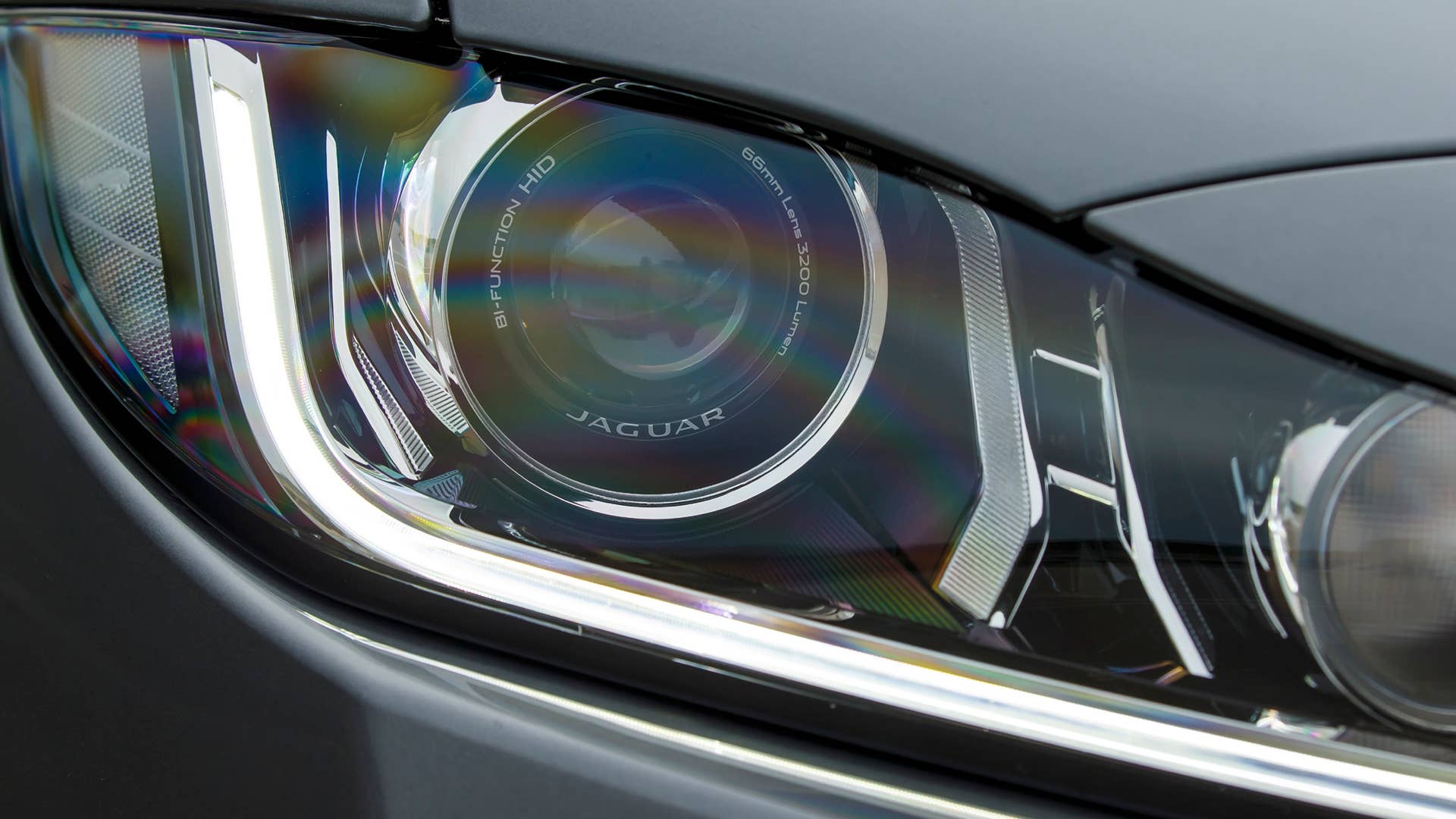 2017 Jaguar XE