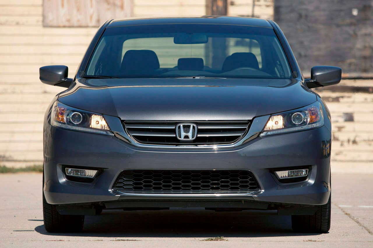 2013 Honda Accord Sport front view