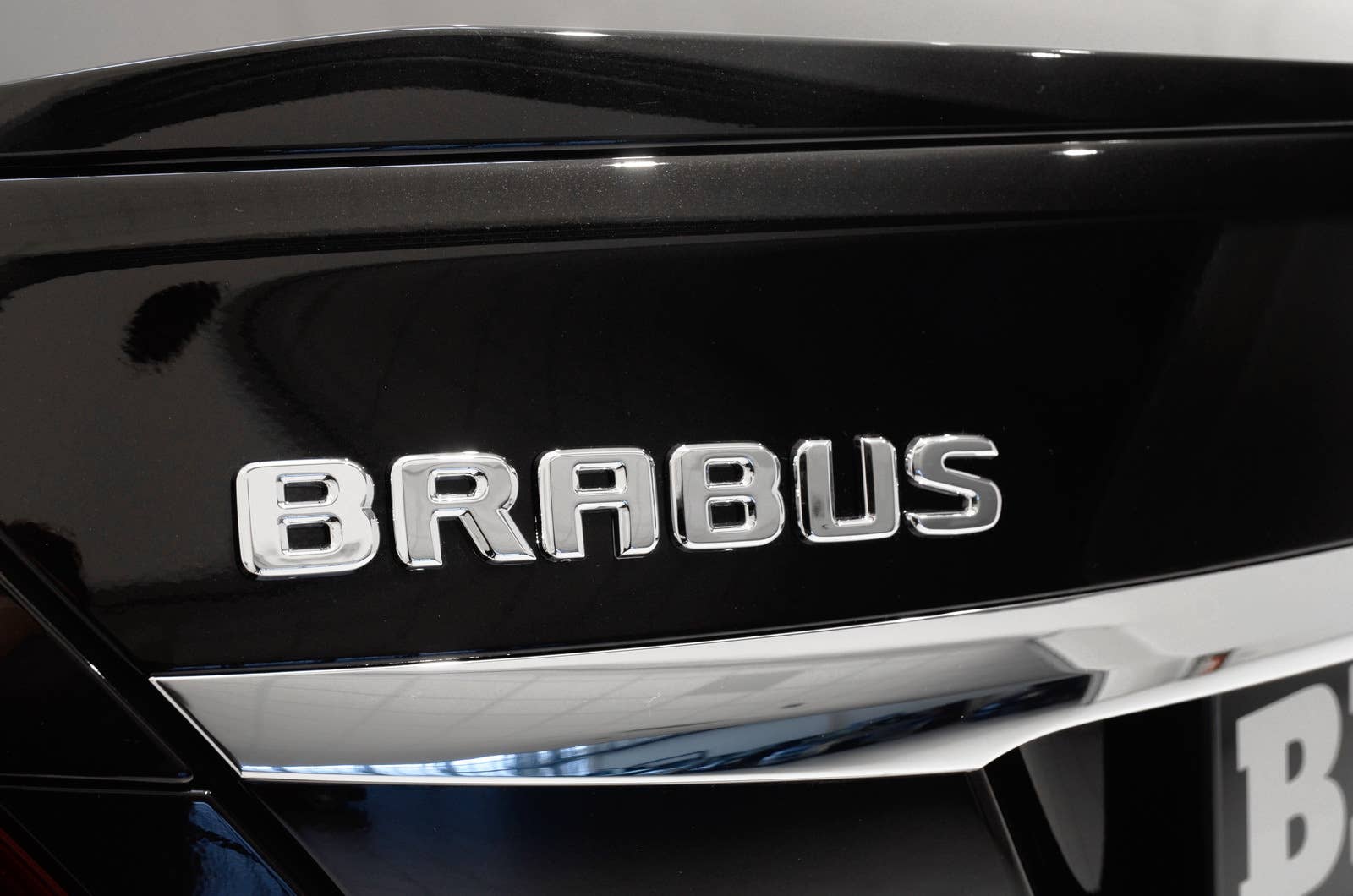 Mercedes-Benz C450 AMG Sport by Brabus logo
