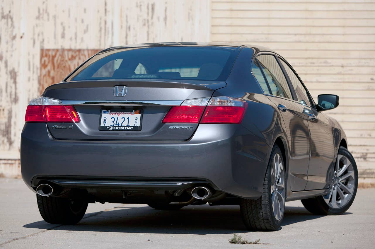 2013 Honda Accord Sport rear 3/4 view