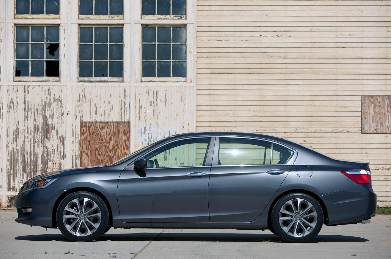 2013 Honda Accord Sport side view