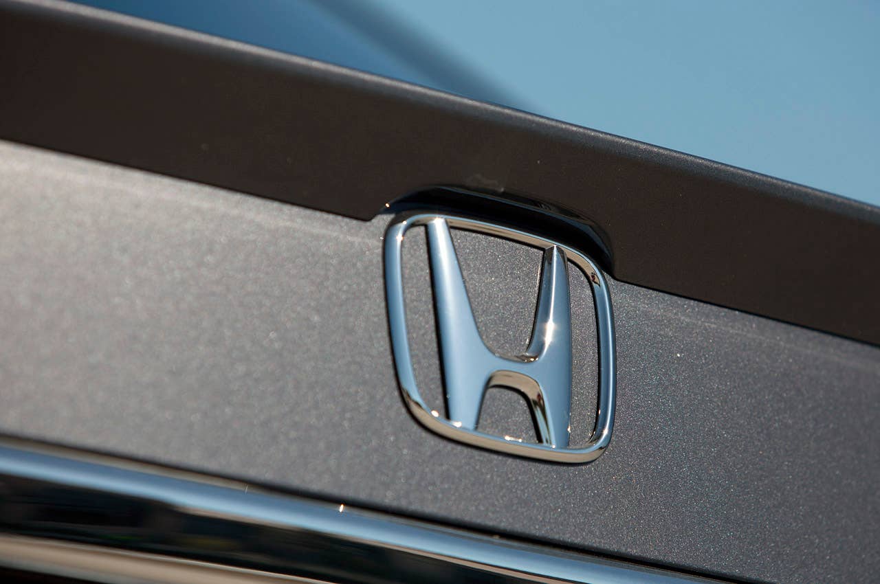 2013 Honda Accord Sport logo