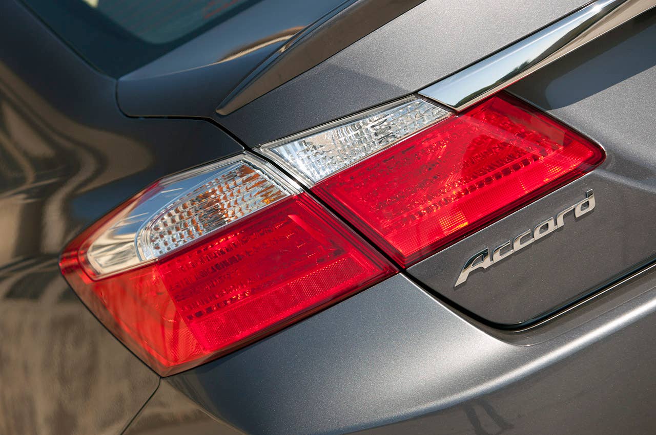 2013 Honda Accord Sport taillight