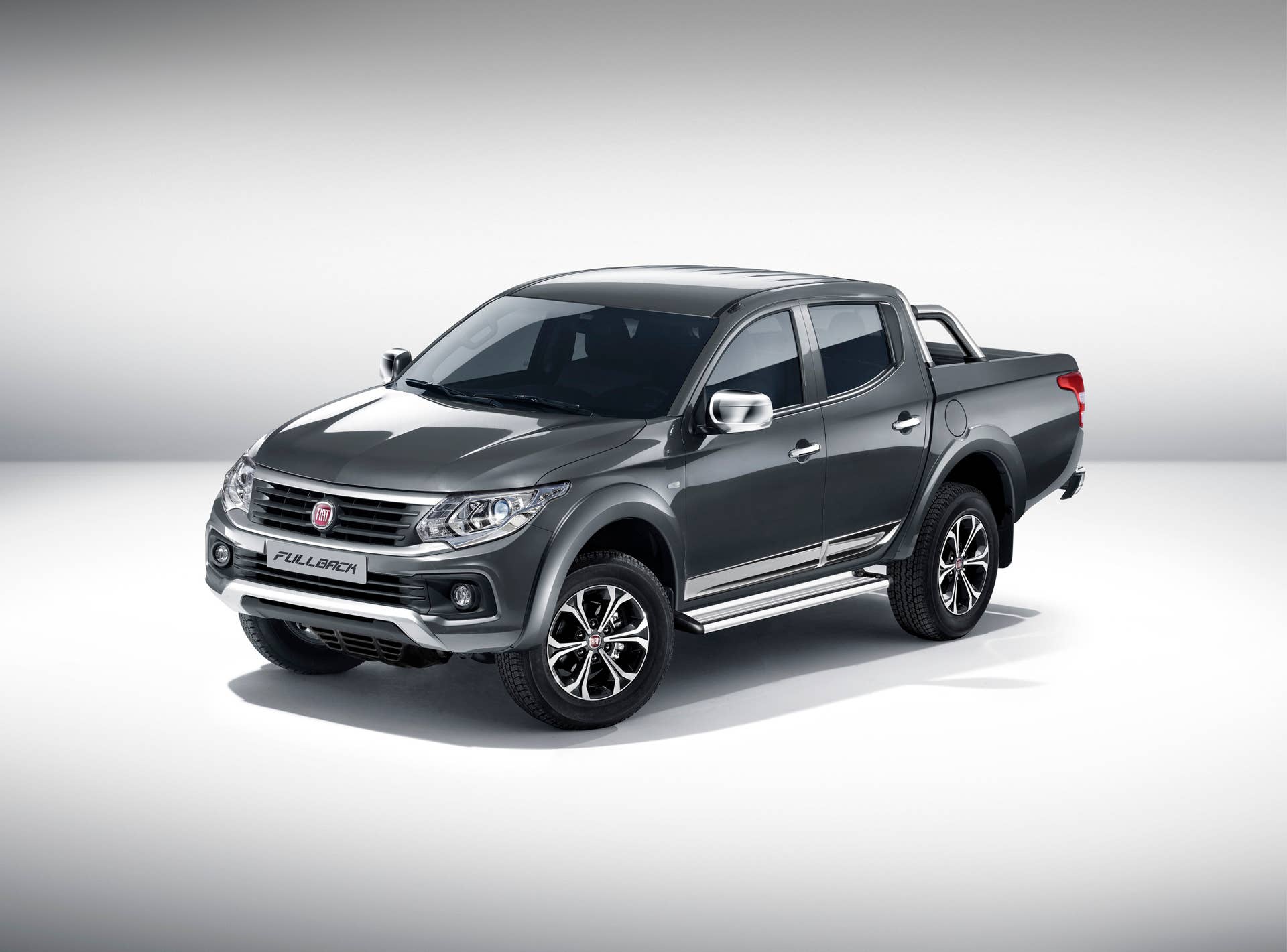 Fiat Fullback exterior front 3/4