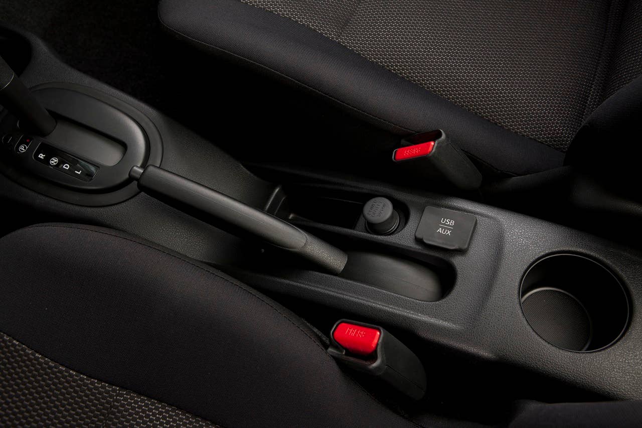 2012 Nissan Versa interior