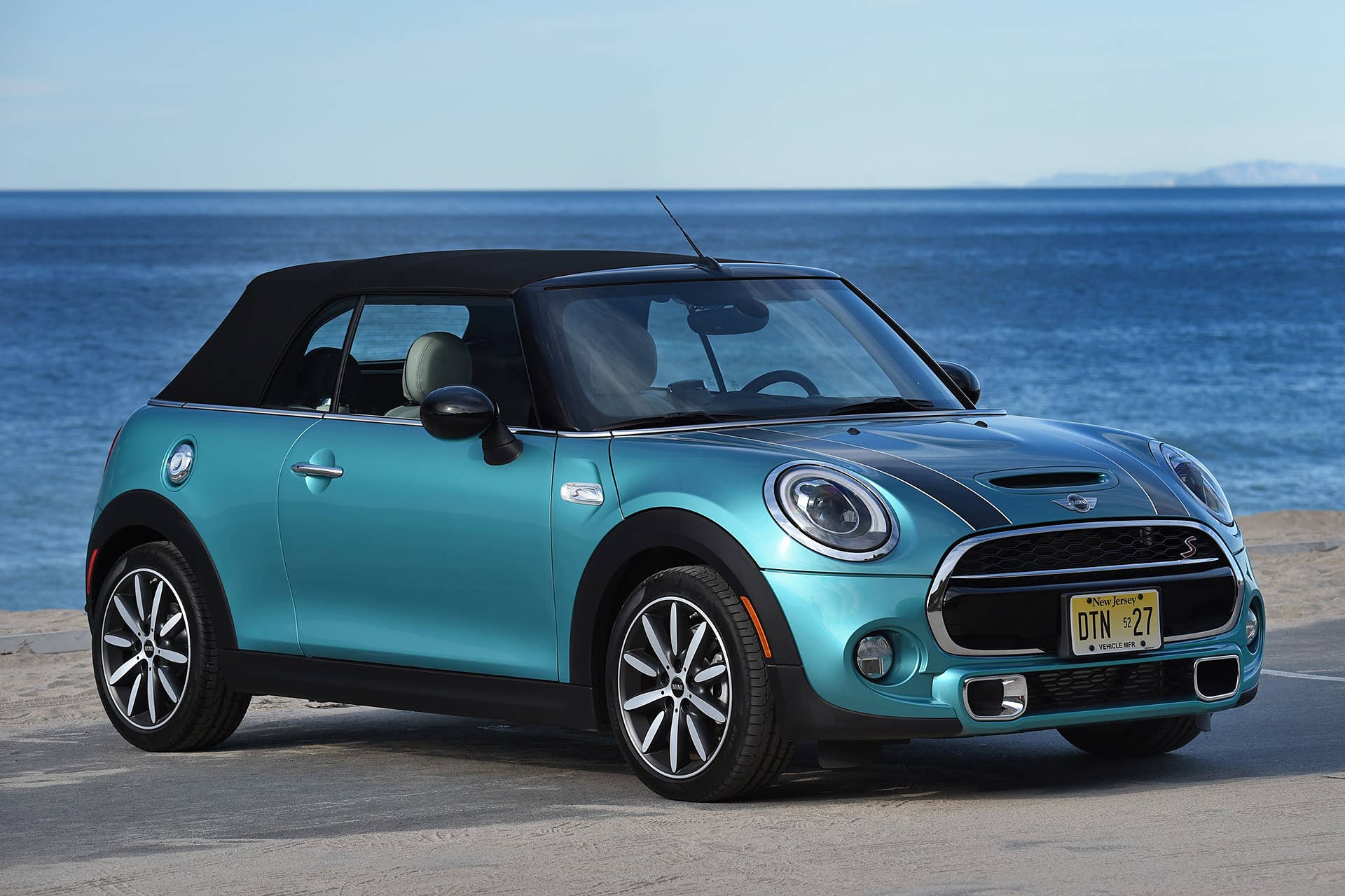 2016 Mini Cooper S Convertible front 3/4 view