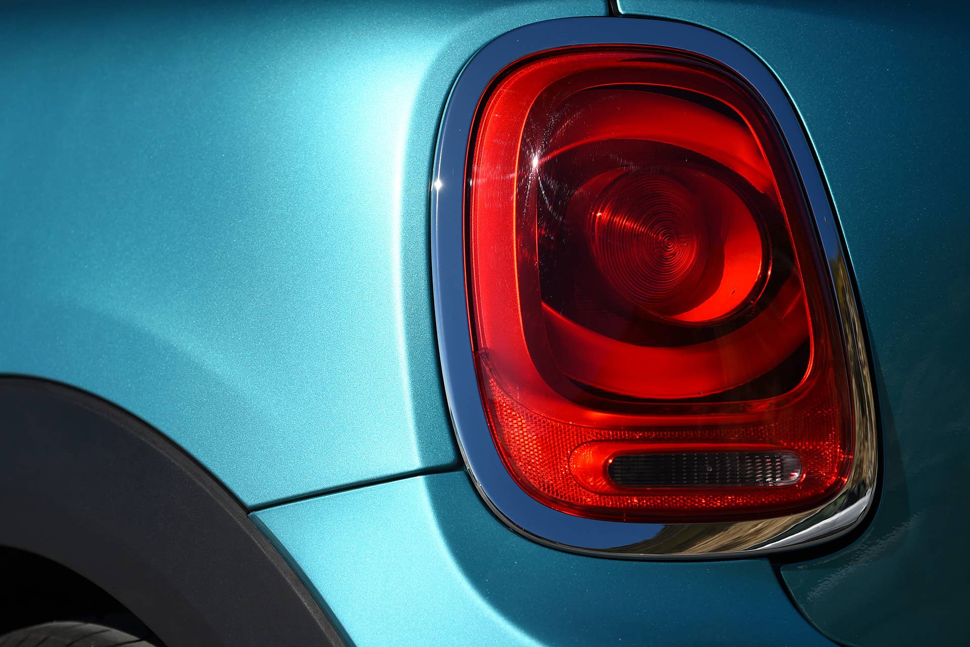 2016 Mini Cooper S Convertible taillight
