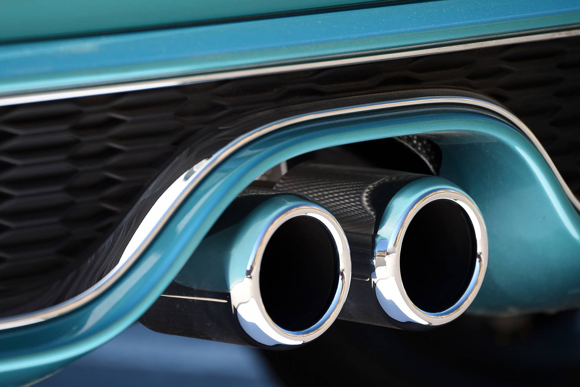 2016 Mini Cooper S Convertible exhaust tips