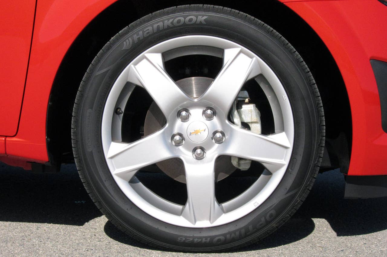 2012 Chevrolet Sonic wheel