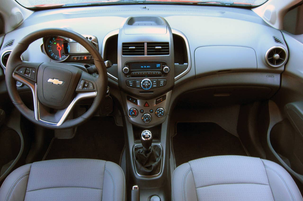 2012 Chevrolet Sonic interior