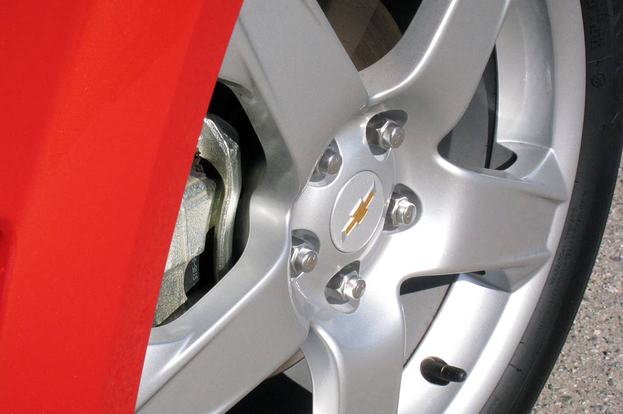 2012 Chevrolet Sonic wheel