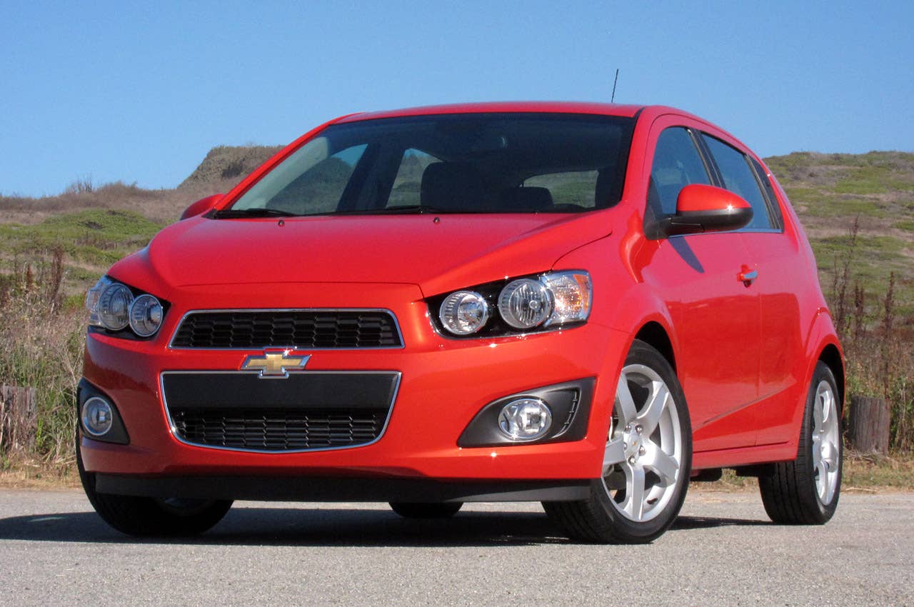 2012 Chevrolet Sonic front 3/4 view