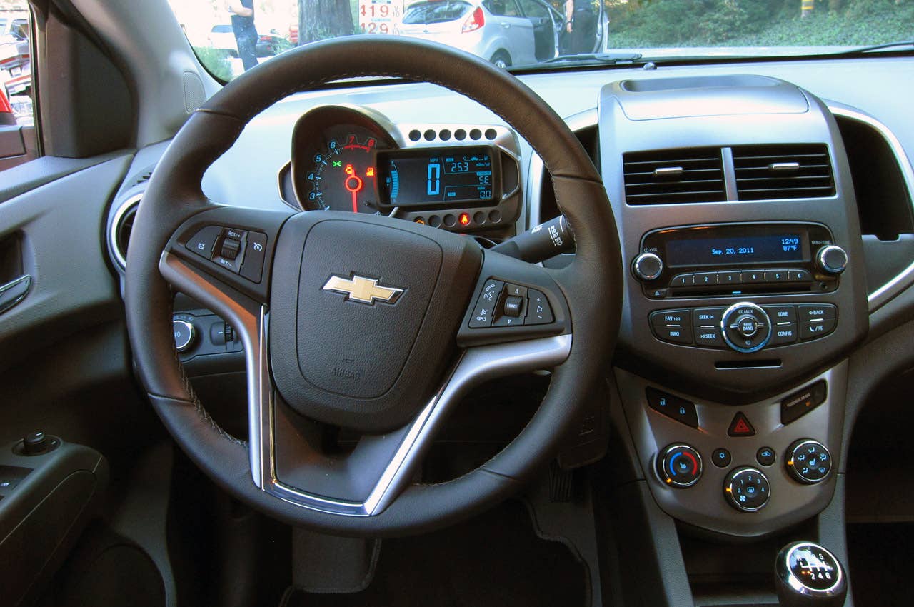 2012 Chevrolet Sonic interior