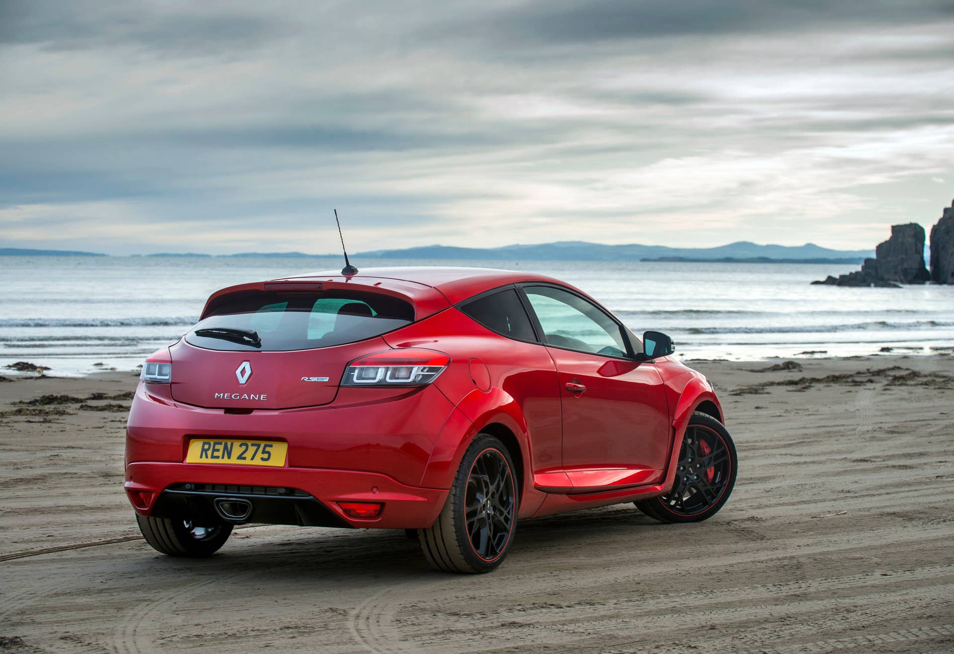Renault Mégane RS 275 Cup-S rear 3/4