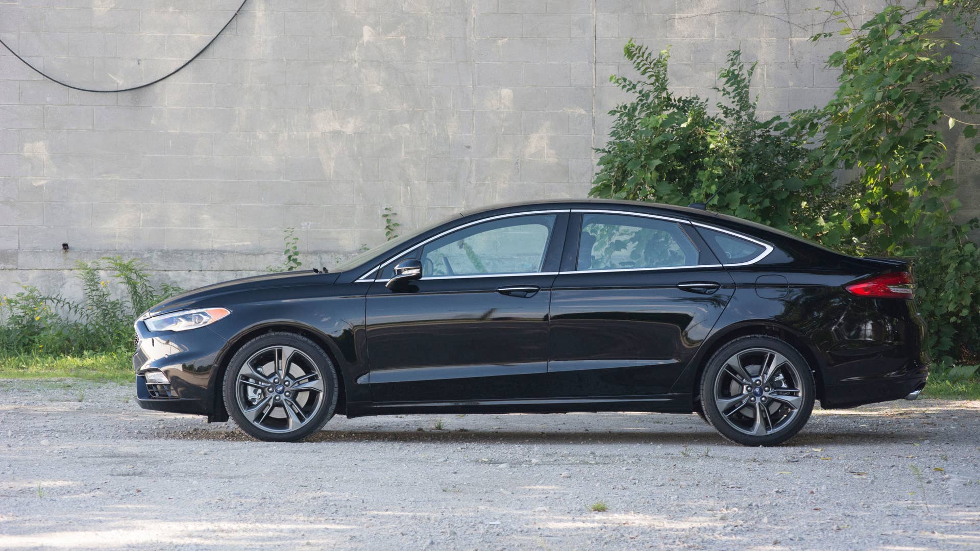 2017 ford fusion sport side profile