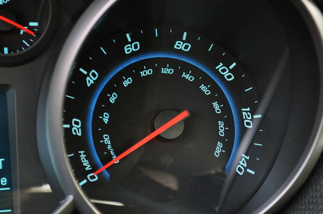 2012 Chevrolet Cruze Eco speedometer