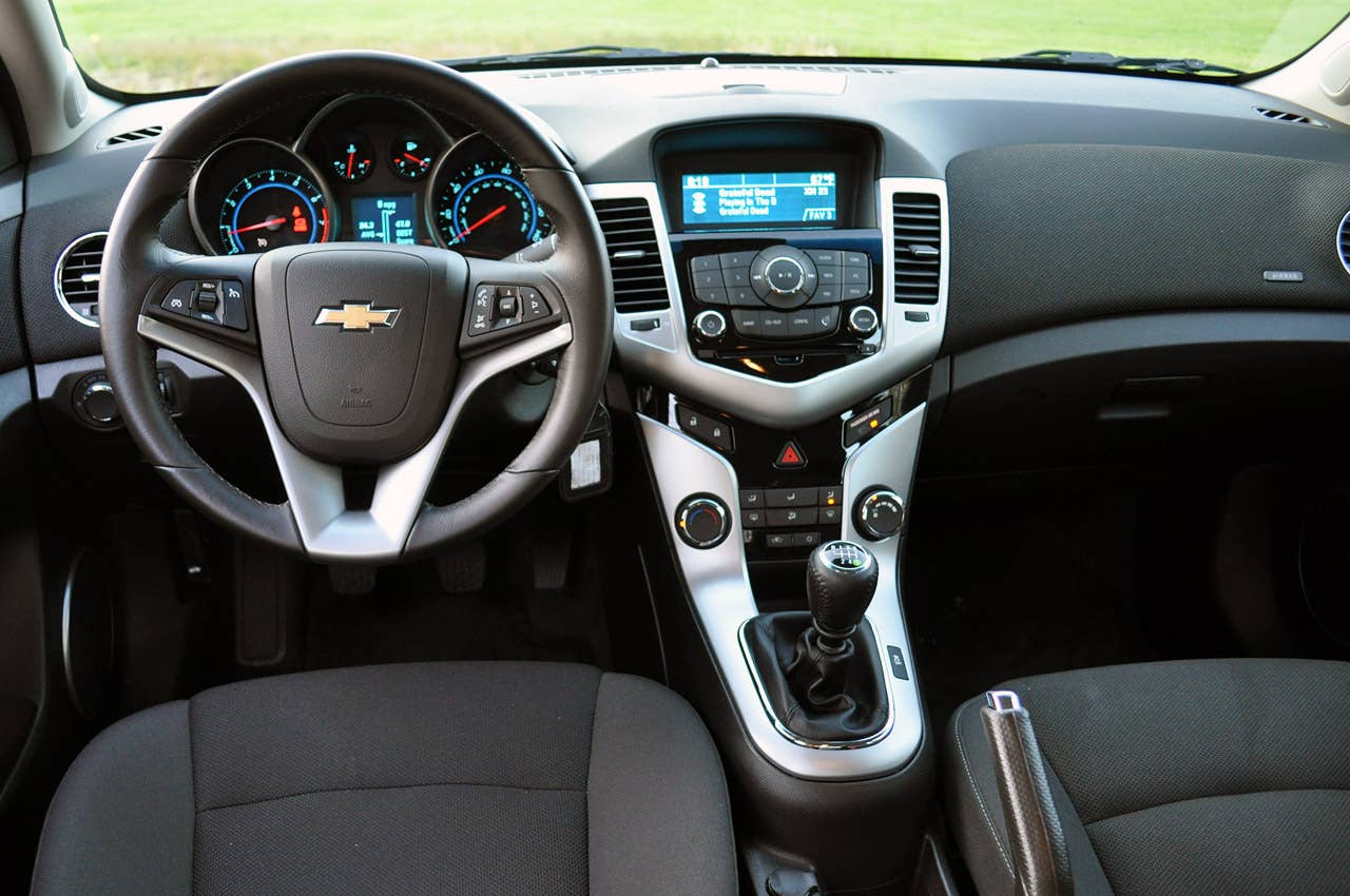 2012 Chevrolet Cruze Eco interior