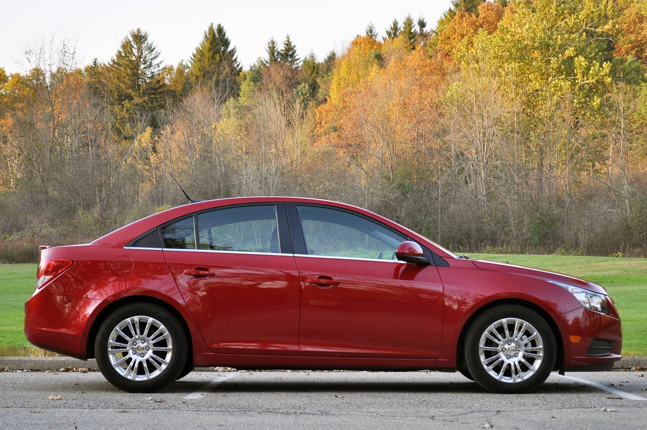 2012 Chevrolet Cruze Eco side view