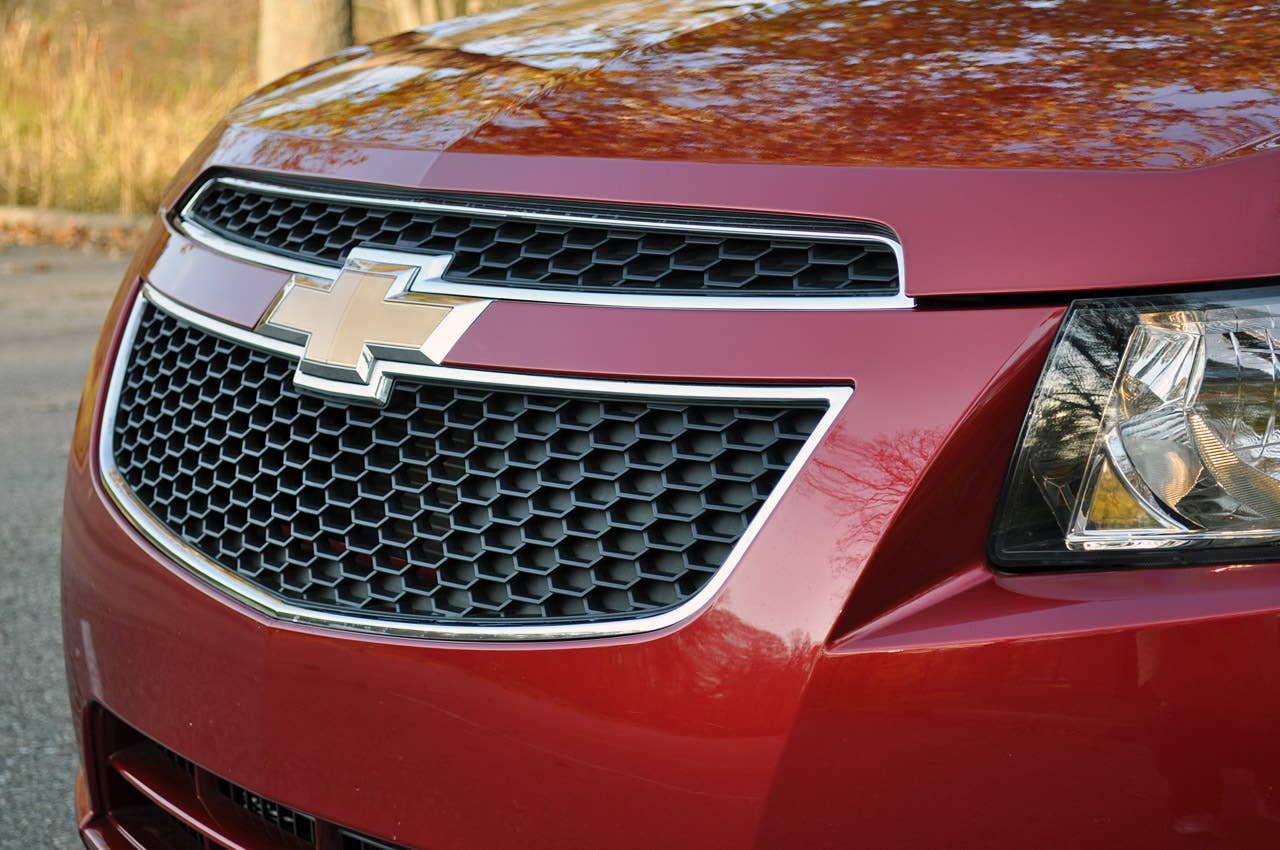 2012 Chevrolet Cruze Eco grille