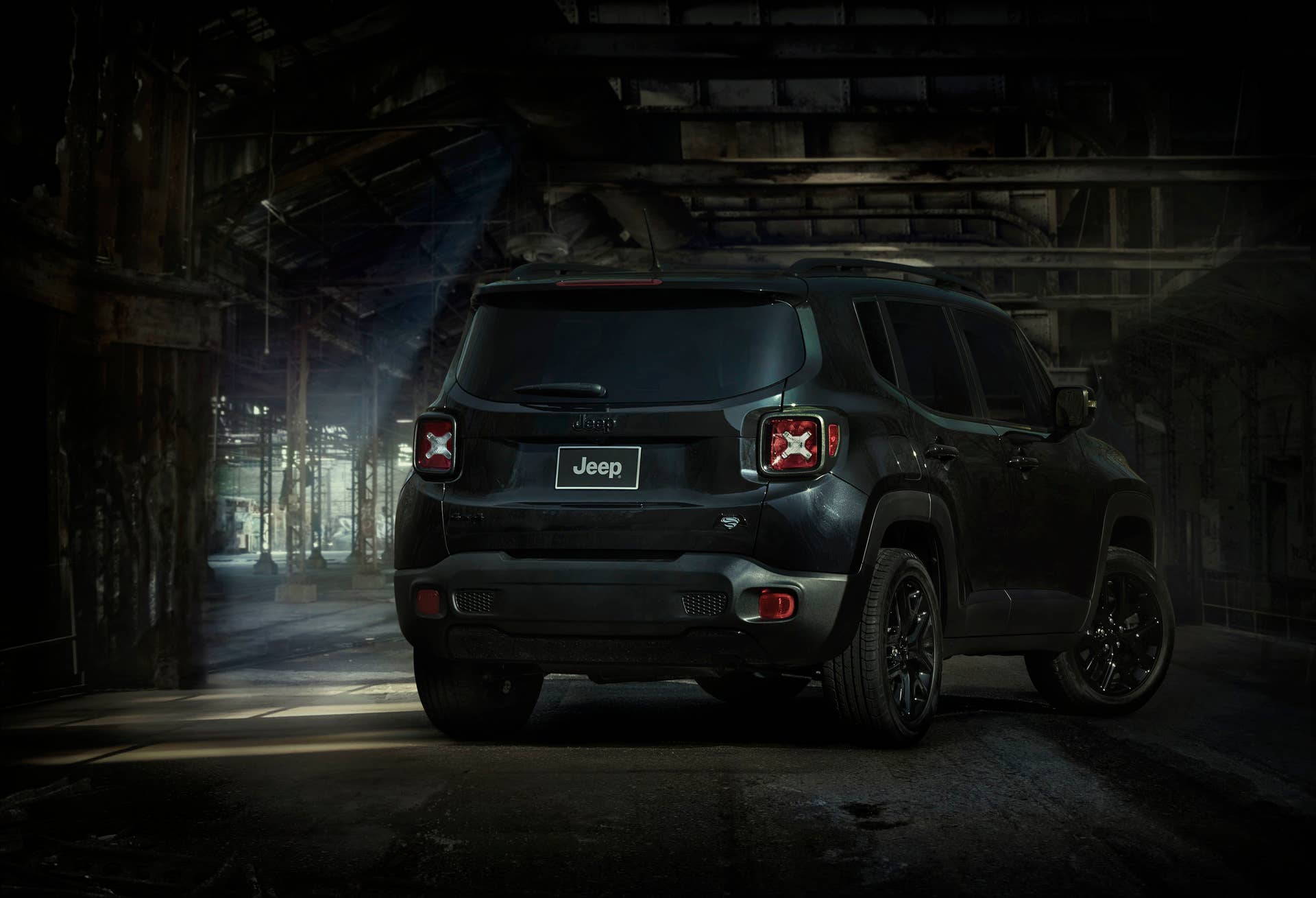 2016 jeep renegade dawn of justice special edition back
