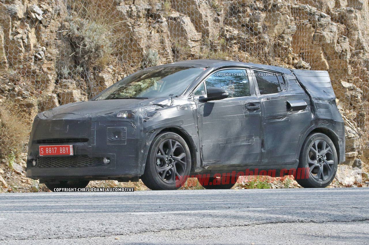 toyota c-hr spy shots camouflage