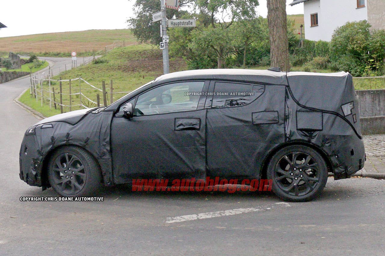 toyota c-hr spy shots profile