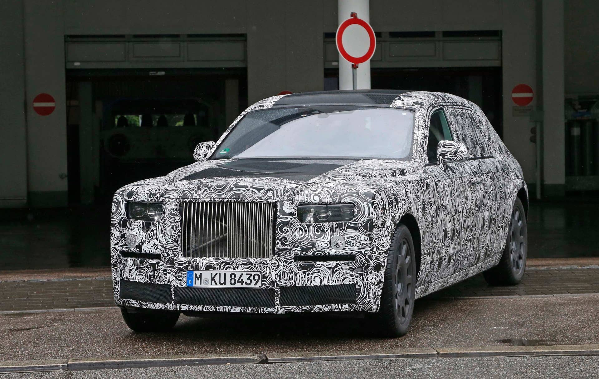 2018 rolls-royce phantom