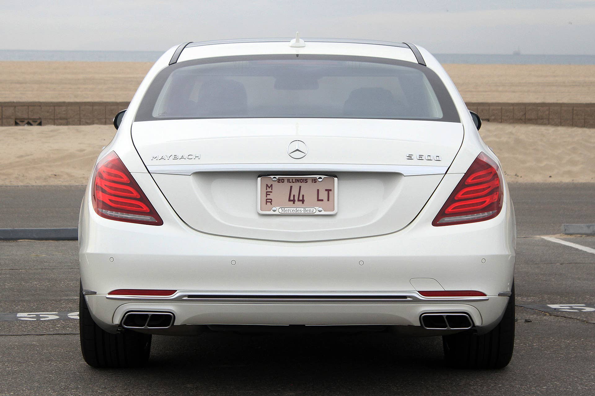 2016 Mercedes-Maybach S600 rear view