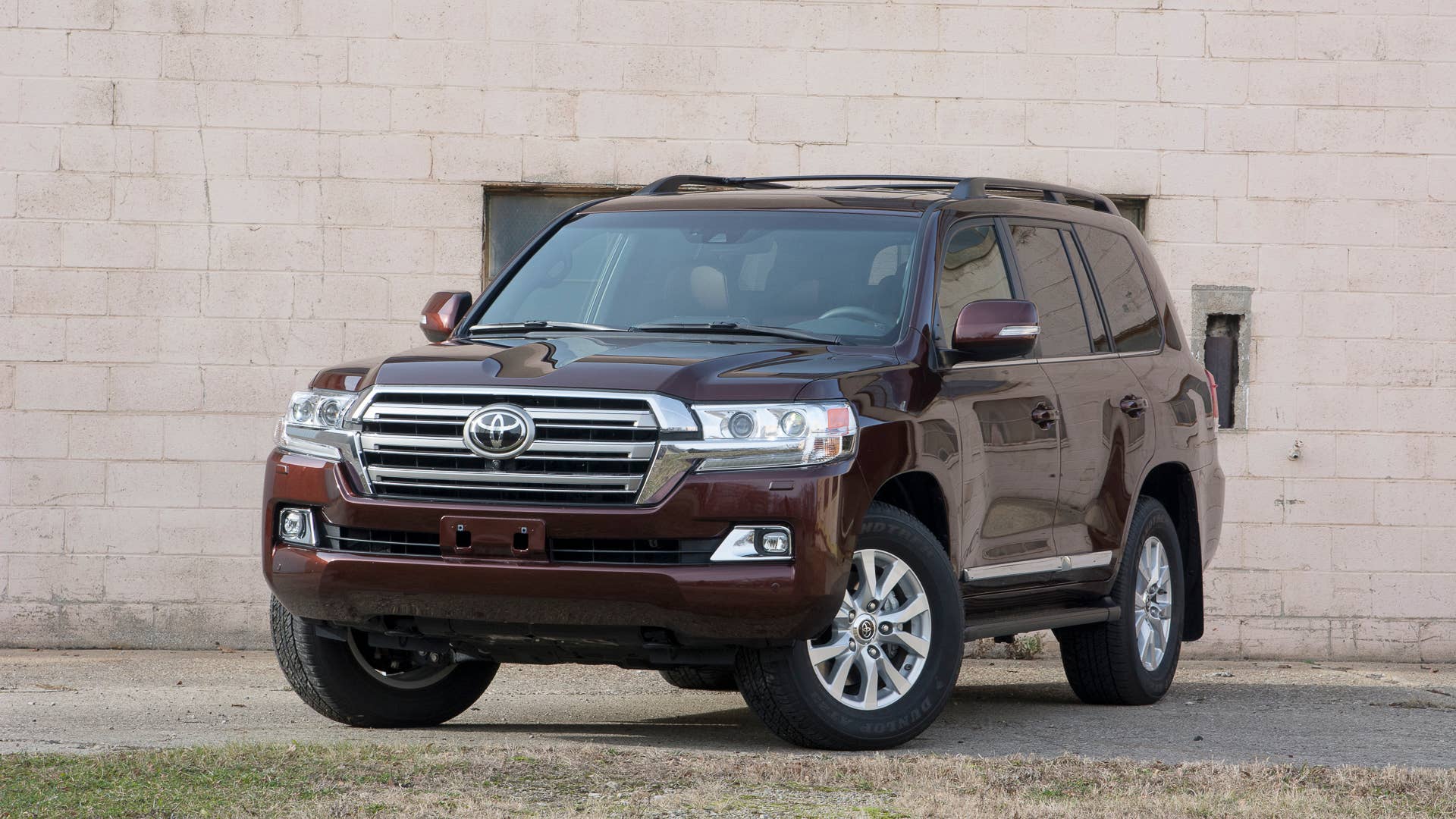 land cruiser toyota suv off-road