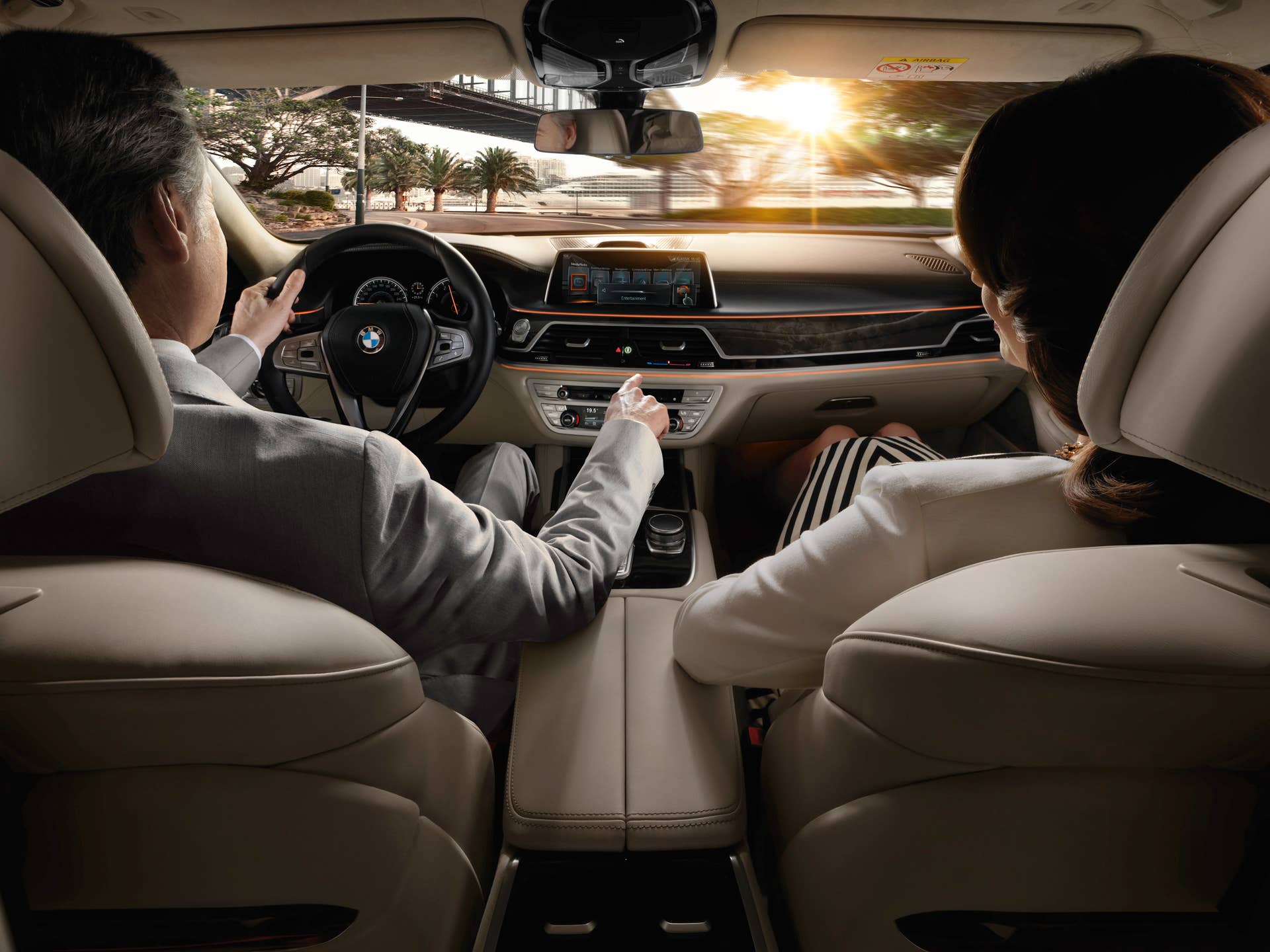 driving cabin interior bmw 7 series