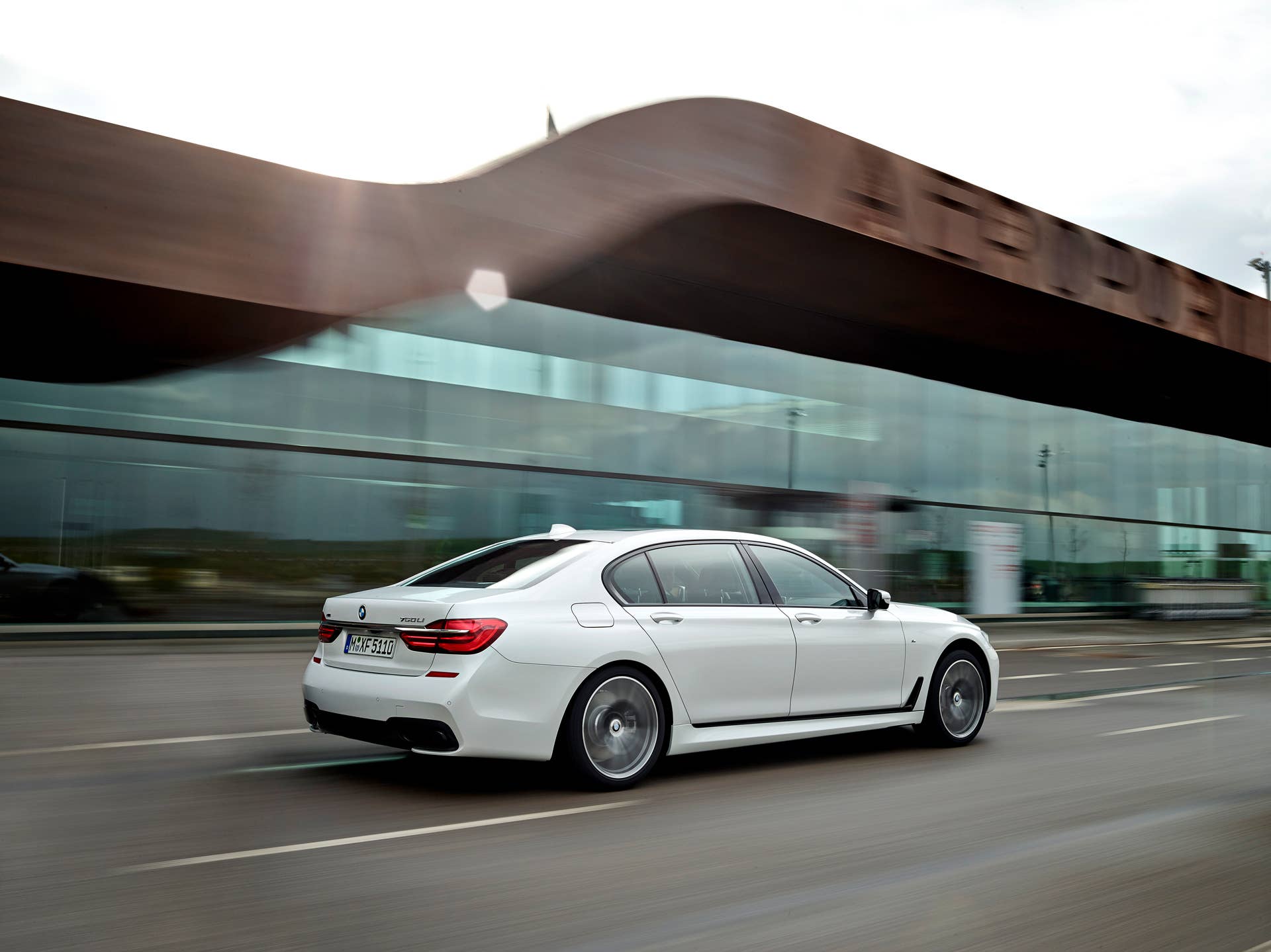 speed back action 2016 bmw 7 series
