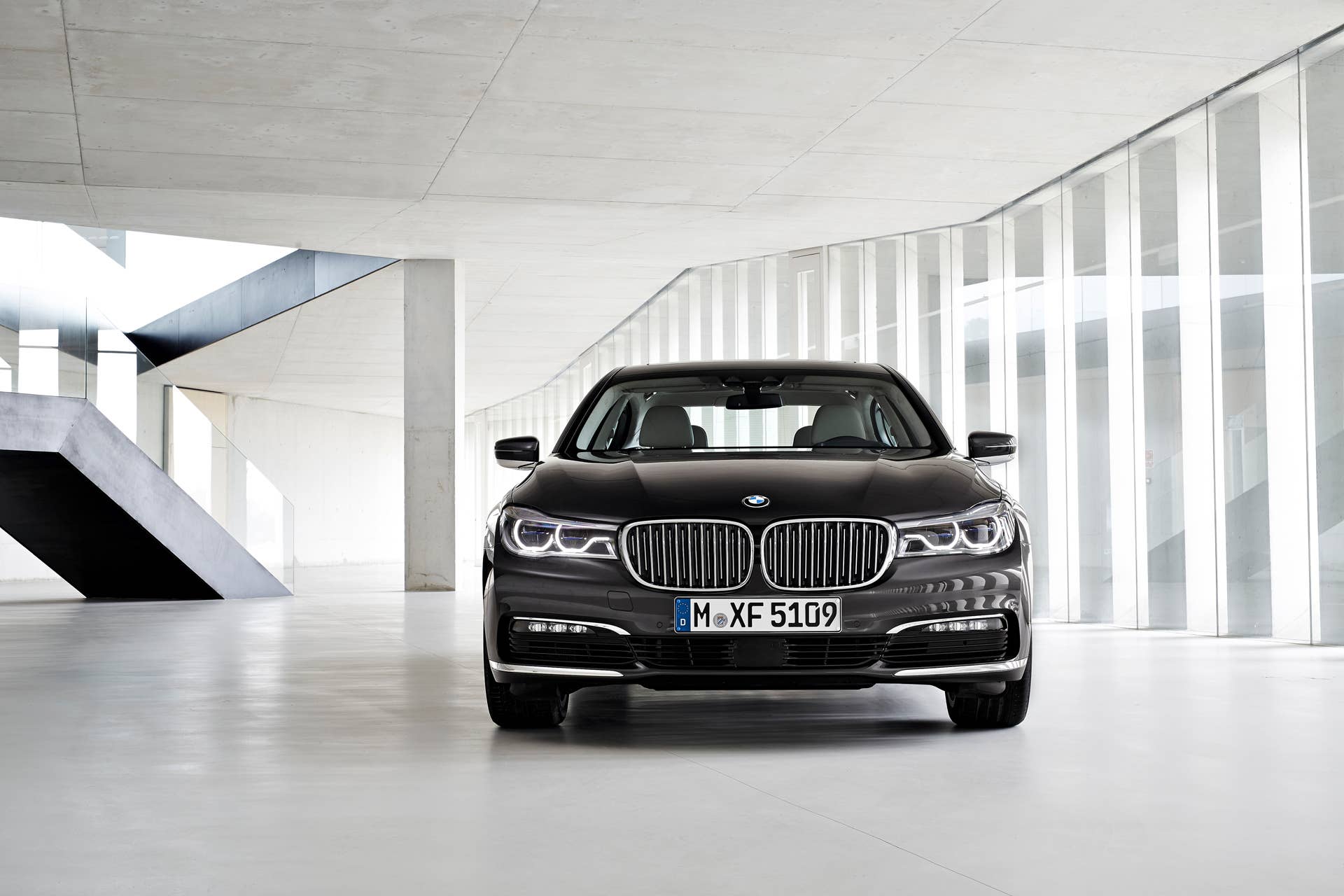 7 series studio bmw parked front