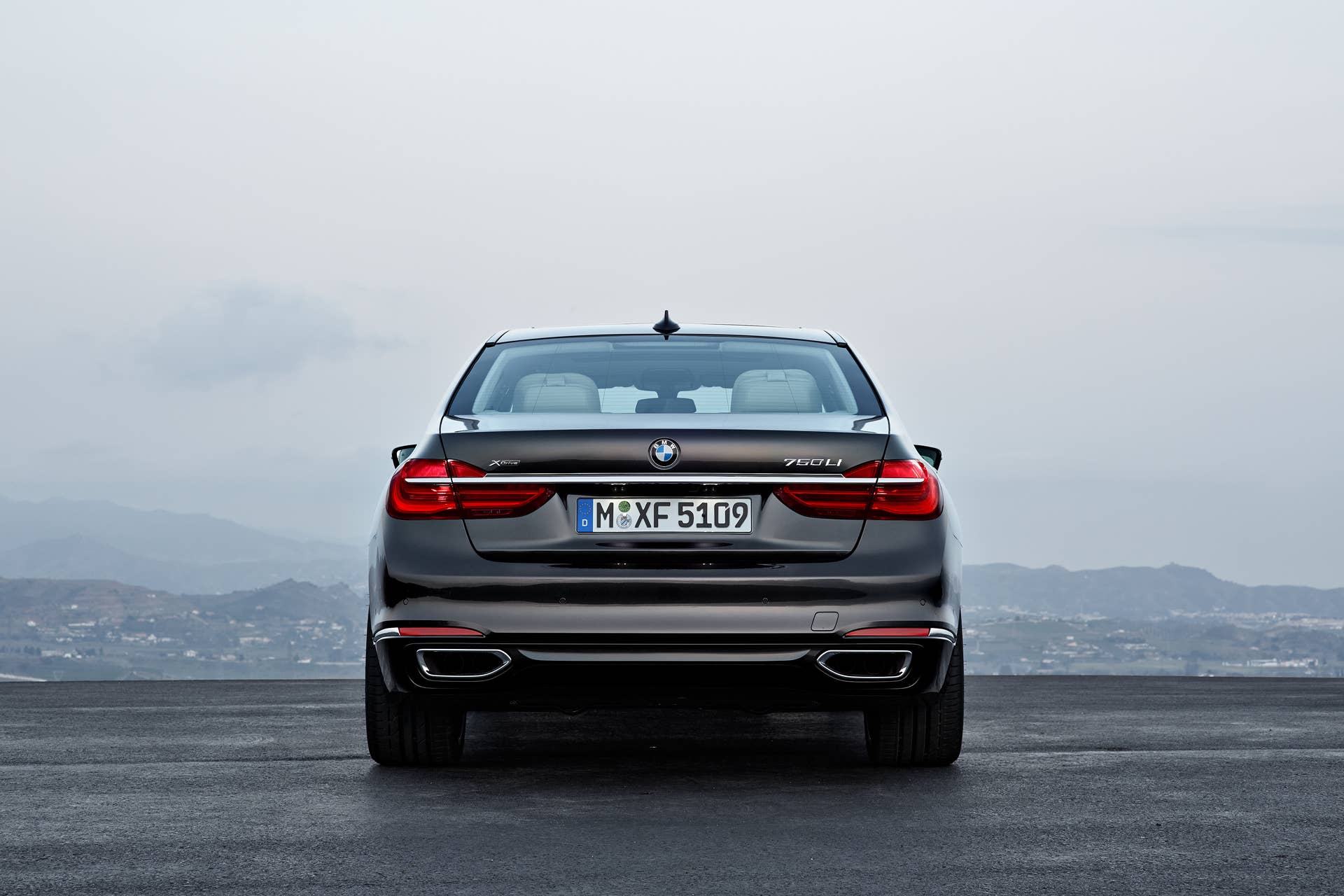 back parked 7 series 2016 bmw